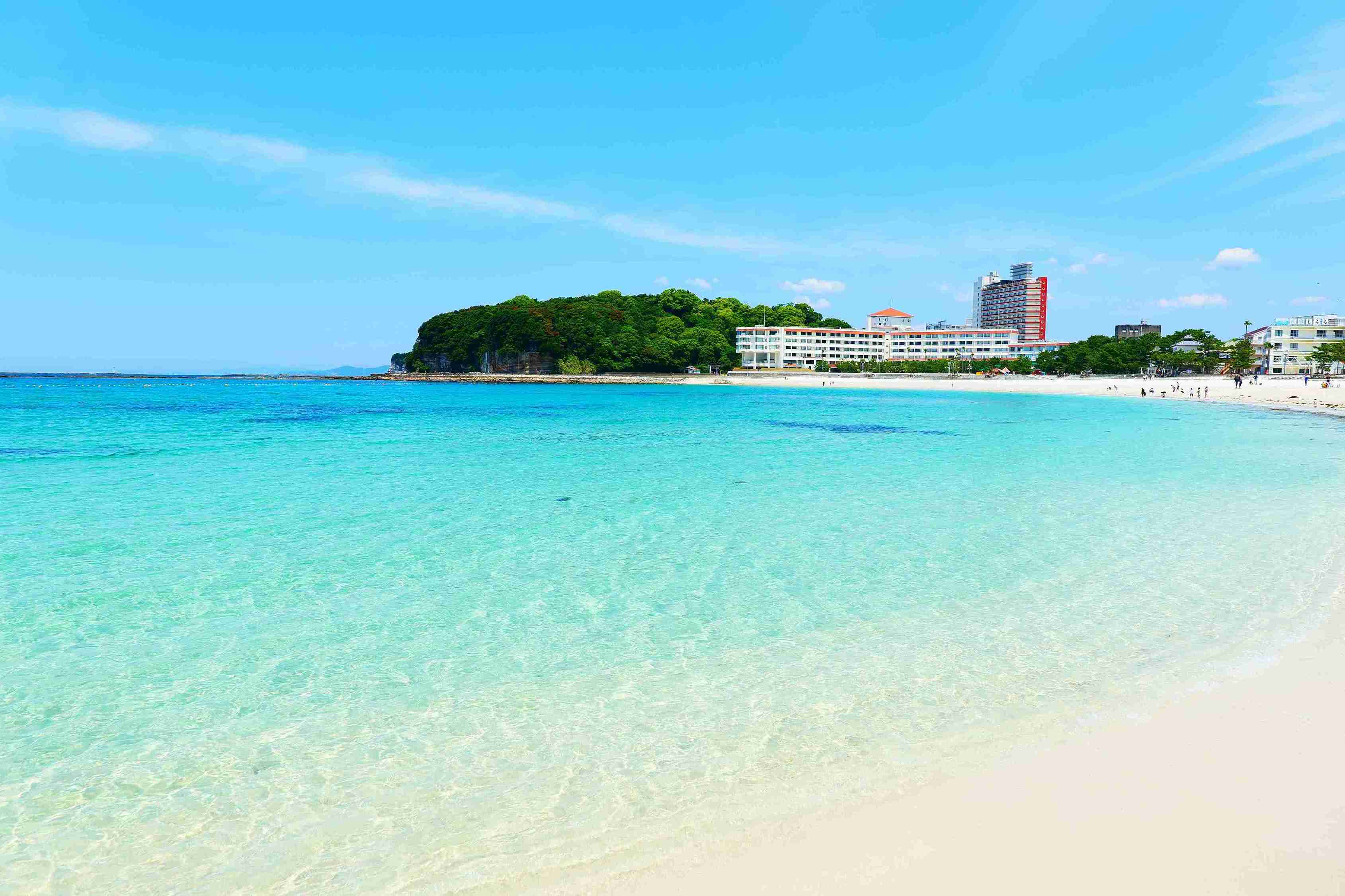 Special Feature on Family-Friendly Beaches in Japan! Introducing 10 Recommended Spots