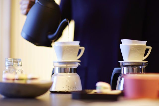 お出かけ前は「お茶の間ラウンジ」で薫り高いコーヒーを