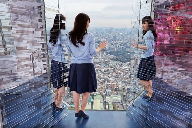 鏡を使った視覚のイリュージョン体験エリア！