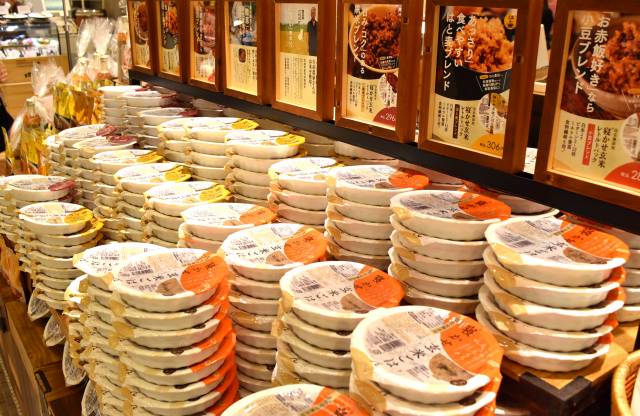 渋谷ヒカリエ ＳｈｉｎＱｓ　「寝かせ玄米と日本のいいもの　いろは」