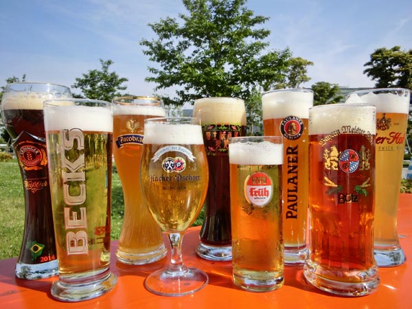秋空の下、ドイツビールで乾杯！日比谷オクトーバーフェスト2015開催！