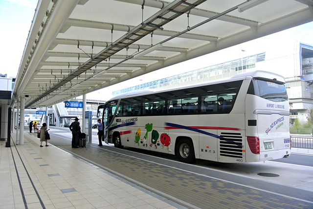 大阪国際空港（伊丹空港）で便利な空港リムジンバス
