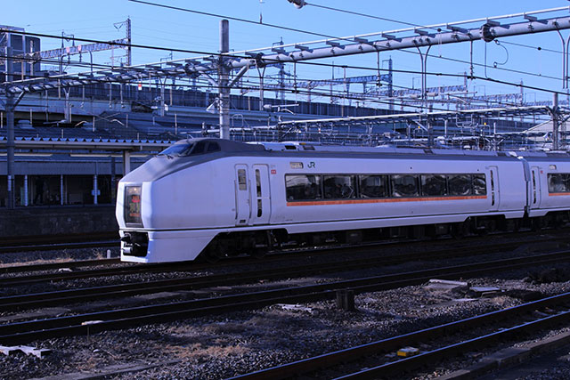 上野から長野原草津口まで直通の特急「草津・四万号」