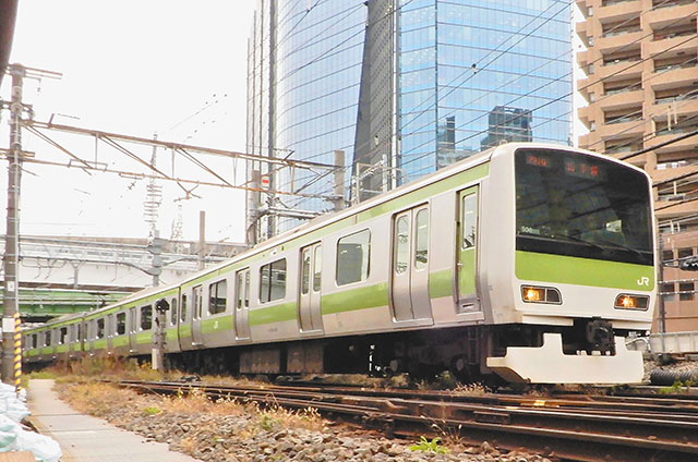 【2026最新版】東京交通完全ガイド：JR東日本電車の乗り方、Suicaの購入・チャージ、お得な一日券、ルート計画をまとめて解説