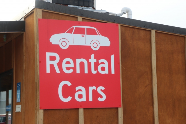 A Complete Guide to Driving Rental Cars in Japan: Required Driver's Licenses and Traffic Rules with a Nationality-Based Quick Reference Table