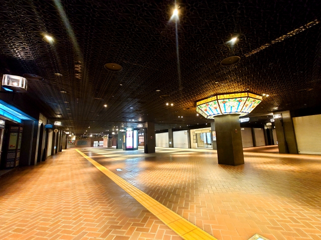 Complete Fukuoka Shopping Guide: A One-Day Route Connecting Tenjin Underground Shopping Mall and Kawabata-dori Shopping Street for Gourmet Food and Shopping