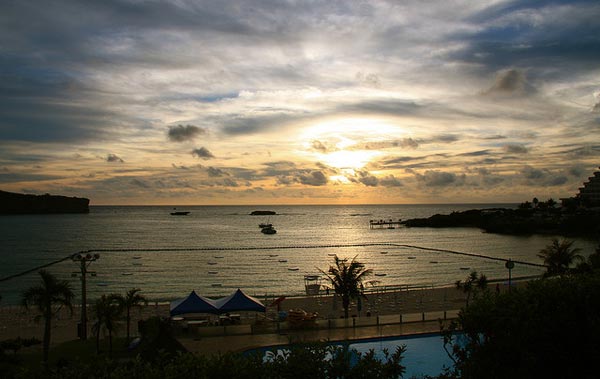 （3）沖縄のホテルへは空港リムジンバスでらくらく！ルート別リゾートホテル特集（西海岸・恩納南）