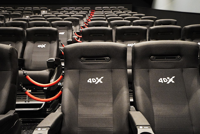 東京近郊│おすすめ映画館】カップルシートや4DX、都内初