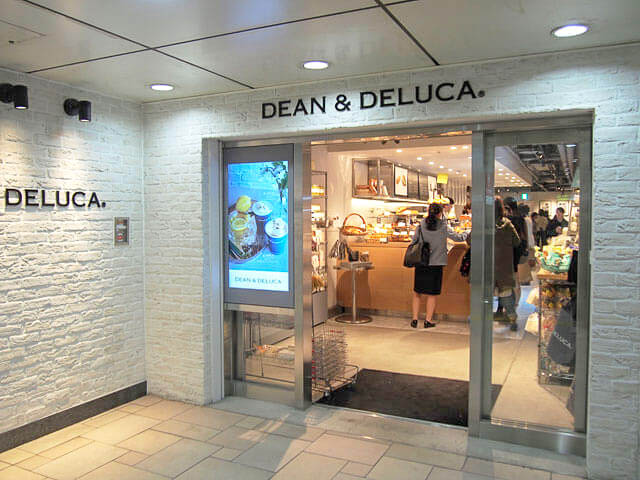 ディーンアンドデルーカ 表参道カフェ店
