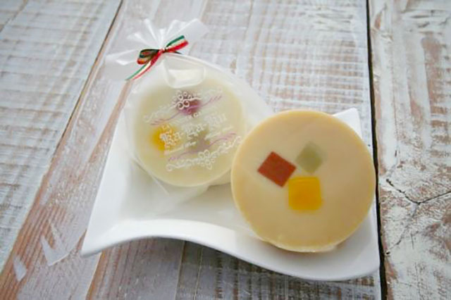 ウィンターキューブ石けん　1512円(税込)