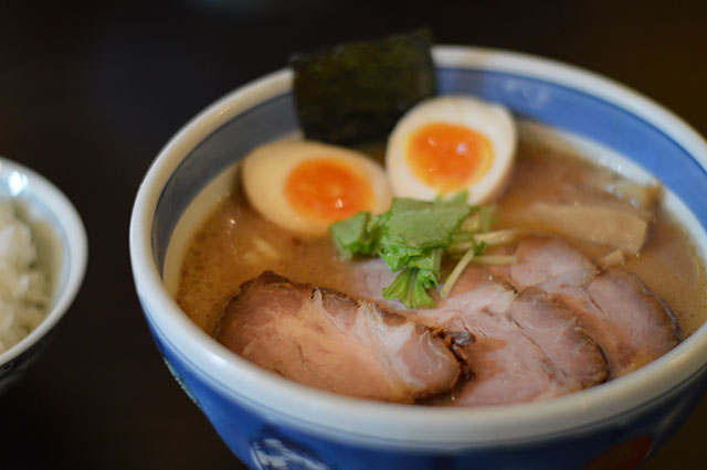 「東京駅 斑鳩」の「東京駅らー麺」1,000円(税込)