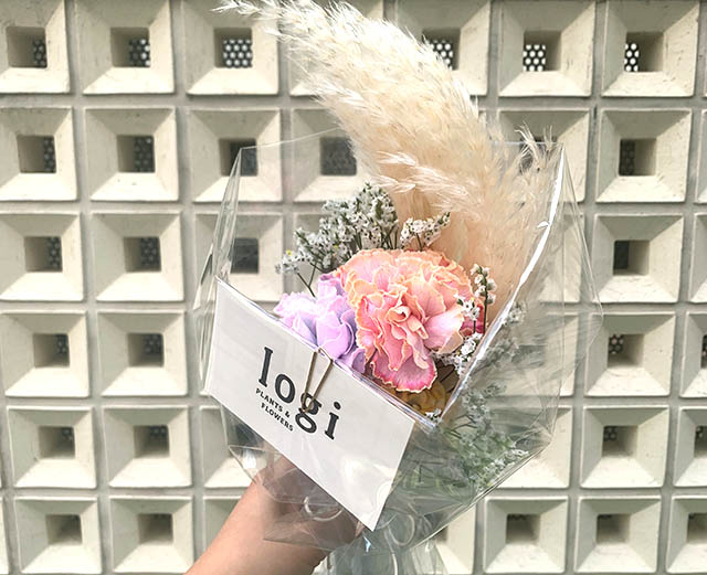 「logi PLANTS＆FLOWERS(ロジプランツアンドフラワー)」　ブーケ