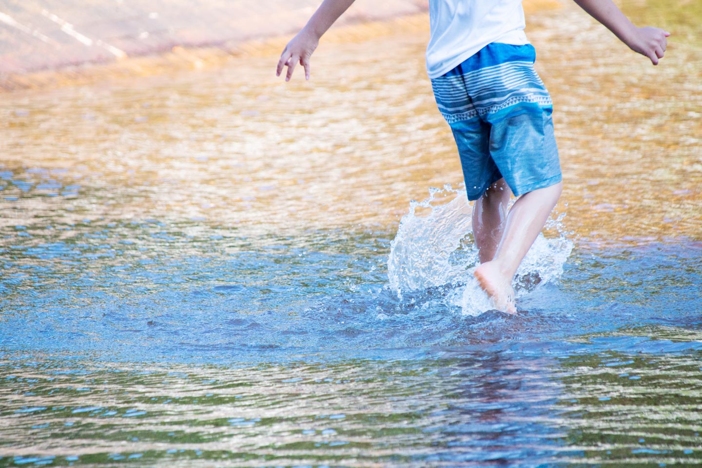 【東京】夏は親子で水遊び！都内の「水遊びができる公園」9選｜無料で楽しめる穴場も