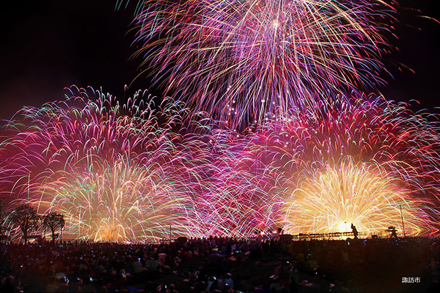 Lake Suwa Fireworks Festival