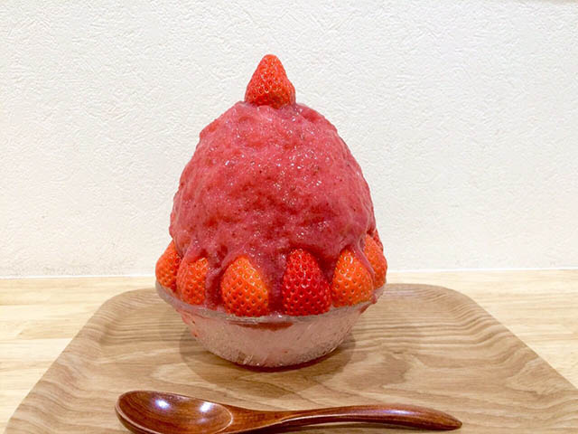 Strawberry Covered Shaved Ice　(was a limited time menu item - ended early May 2019)