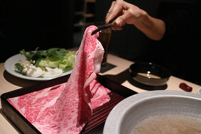Mo-Mo-Paradise: All-you-can-eat Shabu-shabu in Tokyo