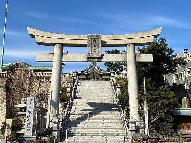 Kameyama-gu Shrine