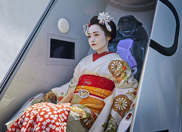 不僅可以搭乘EVA初號機，還可以順便俯瞰京都的街景