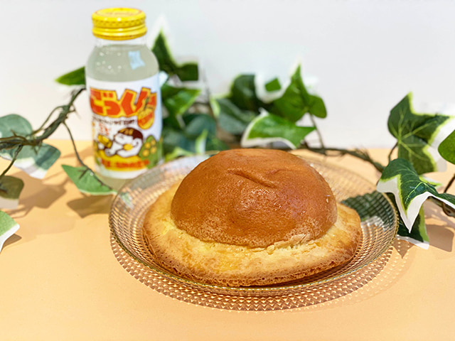 Boshi Pan (Bread in the shape of a hat)