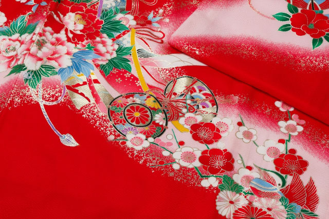 Kimono Patterns in Japan from Classic to Modern Times  Japan Travel by  NAVITIME - Japan Travel Guides, Transit Search and Itinerary Planner