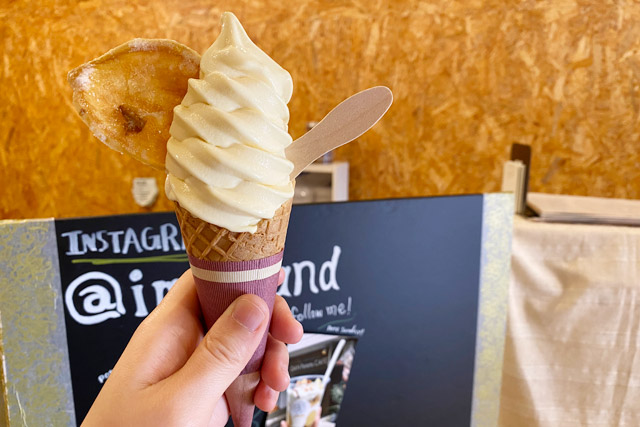 芋 stand BYダンポテト　「蕃薯冰淇淋（お芋ソフトクリーム）」400日圓（含稅）