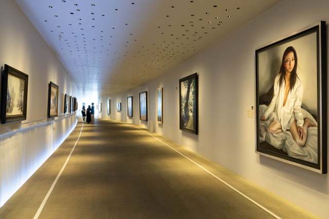 The latest LED lighting is used to show the paintings to best effect