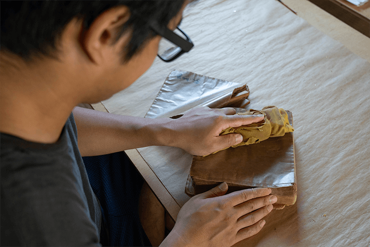 Kanazawa Gold Leaf: An Art Passed Down Through Generations, JAPAN Monthly  Web Magazine