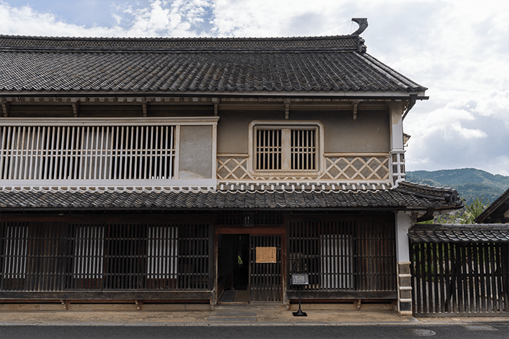 Step back in time in Uchiko's preserved historic district