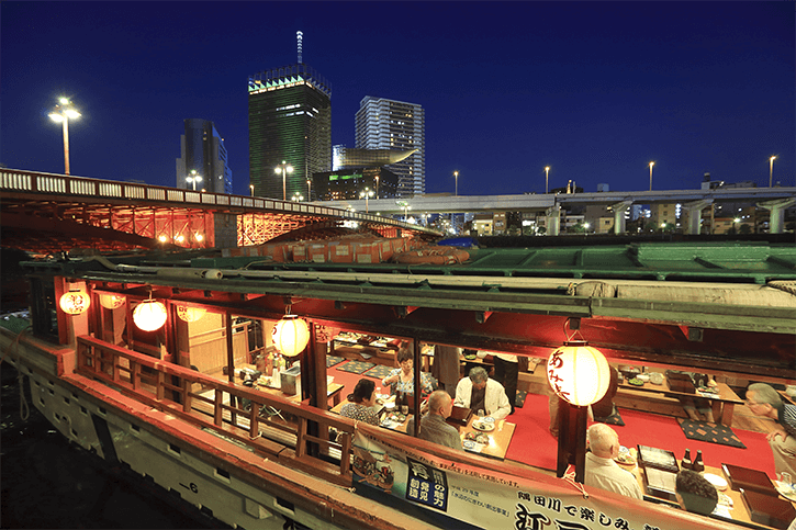 Yakatabune: See Tokyo from a Floating Restaurant