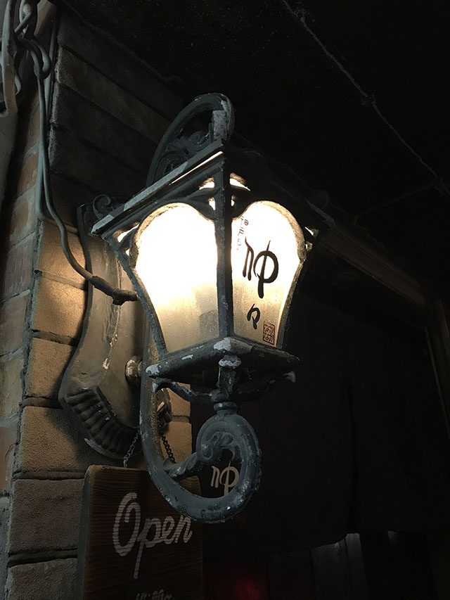 神戸Bar 仲々　外観　