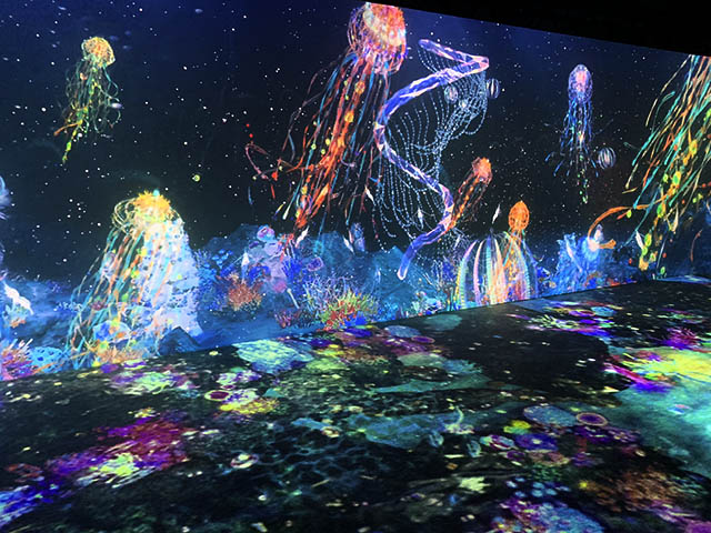 【一点もの】Ocean Eye｜深海のまなざしに触れるアート 日本初上陸】「OCEAN BY NAKED 光の深海展」横浜の最新デジタルアート