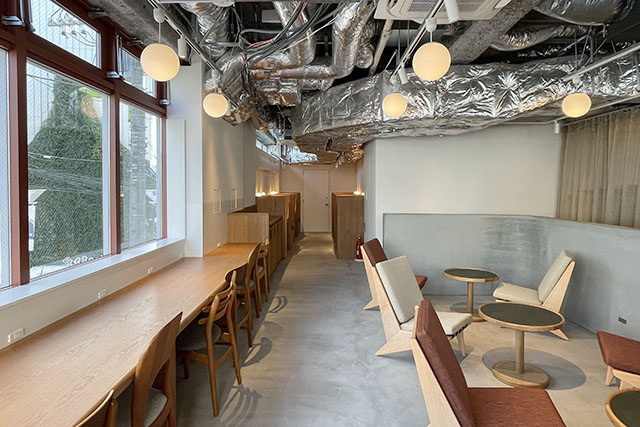 2階「(tefu) lounge by KITASANDO COFFEE」1時間750円で利用できる有料スペース