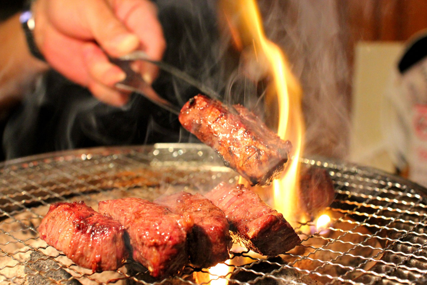 【お取り寄せ】春夏の贅沢BBQに！「ブランド肉」5選｜焼肉・ローストビーフ・ソーセージ