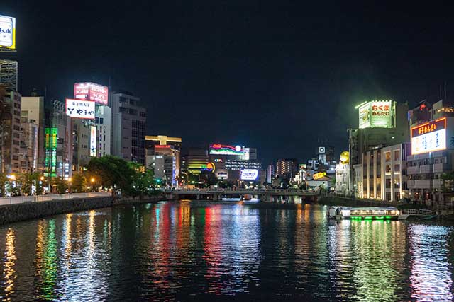 【福岡、博多】的夜生活：晚上好吃好玩的6個地區