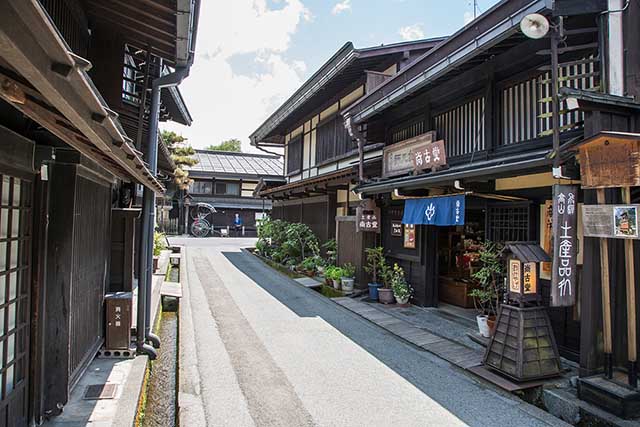 Sanmachi Suji - Takayama Old Town