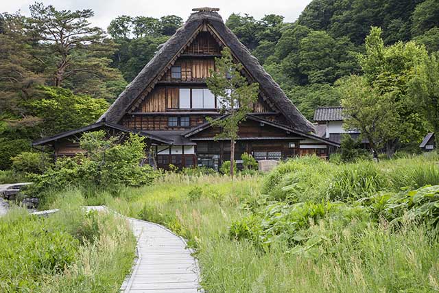 시라카와고의 갓쇼즈쿠리 양식 건축