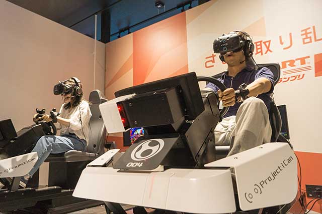 在新宿VR ZONE SHINJUKU体验虚拟实境玛利欧赛车