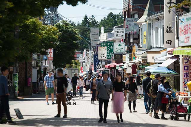 The Best Shopping Spots in Kyu-Karuizawa
