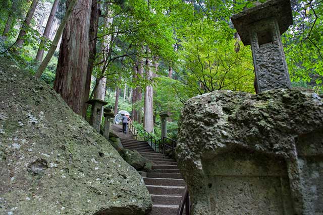 The Mountain Temple, Yamadera