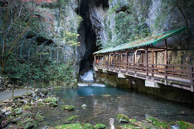 Akiyoshido - Japan’s Largest Cave