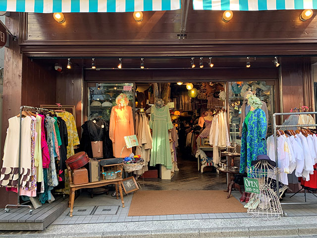 Photo of Columbia clothing store in Japan