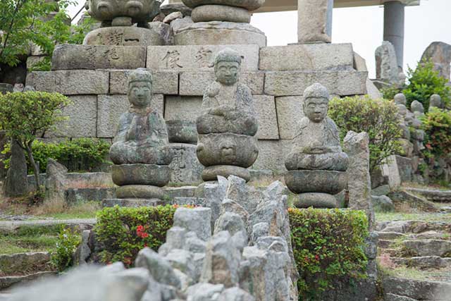 The 500 Buddhist Disciples of Shiratakiyama
