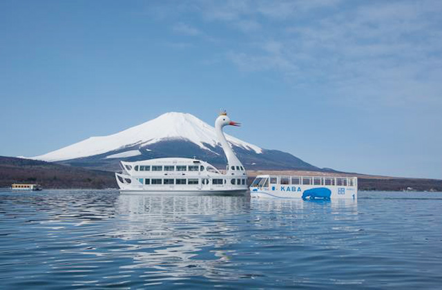 山中湖KABA水陸兩用交通巴士與白鳥之湖遊覽船