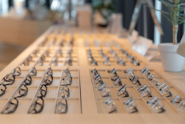 JINS: Pick up a pair of prescription glasses at a great price