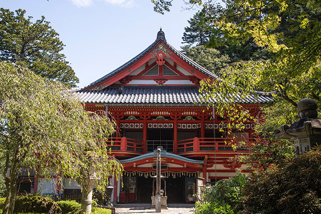 Kondo Hall which houses a large statue of Kannon