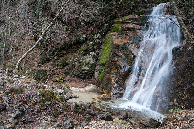 A waterfall along the hiking route