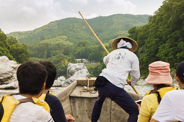 Get Another View of Japan: 5 of the Best Pleasure Cruises