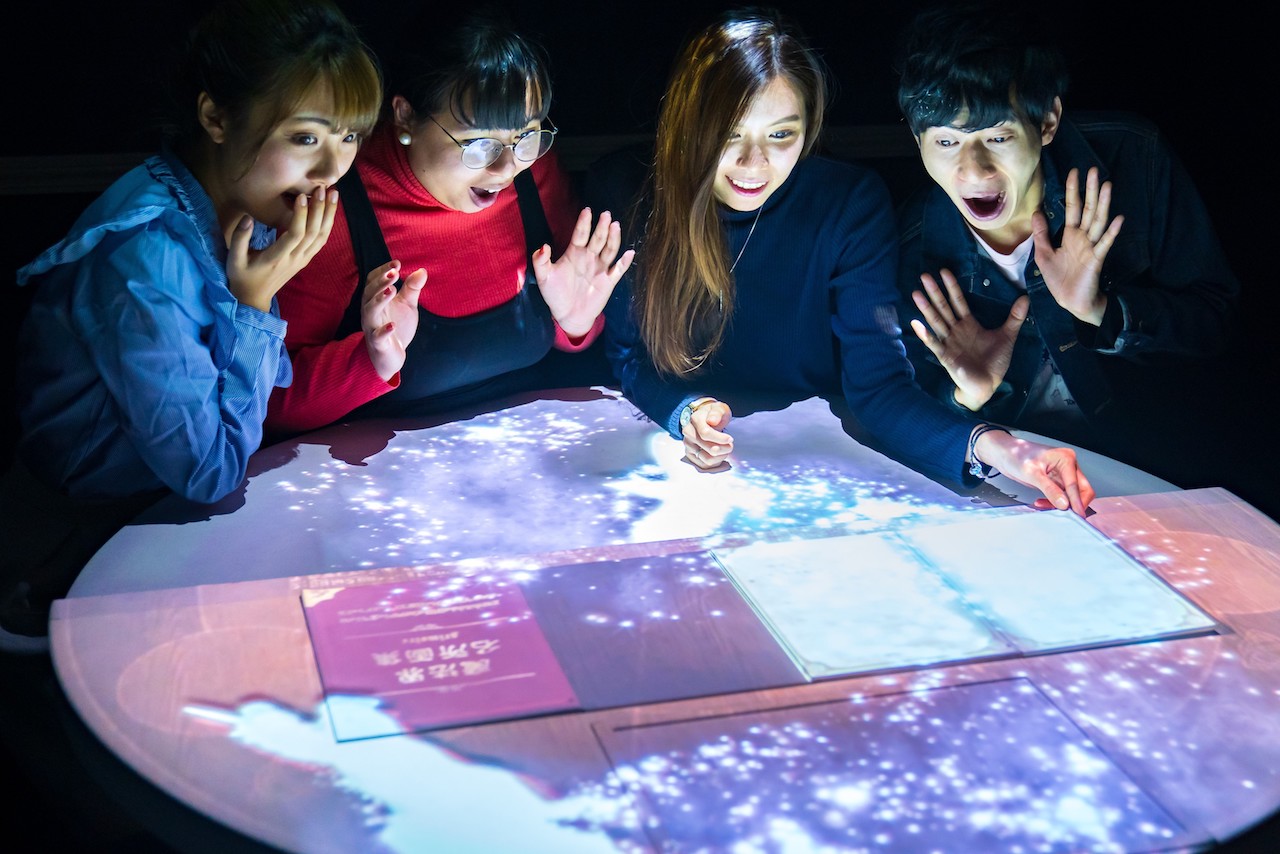 A real escape game being held now at “Tokyo Mystery Circus,” the theme park with the most mysteries in the world!