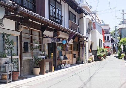 洲本レトロこみち