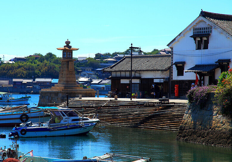 Tour of Tomonoura, the town overlooking the sea and Sensui Island